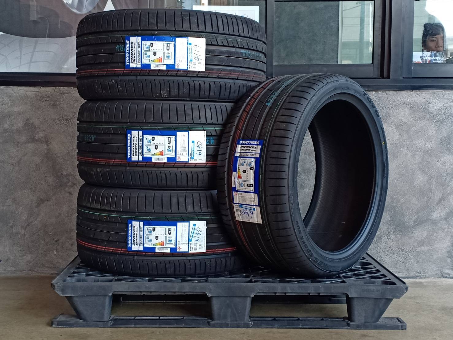 TOYO 295/35R21 PROXES SPORT SUV 107Y MADE IN JAPAN