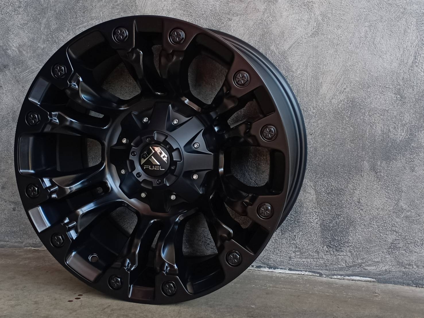 FUEL-VAPOR 18X9 6X135/6X139.7 -12 106.10 MATTE BLACK