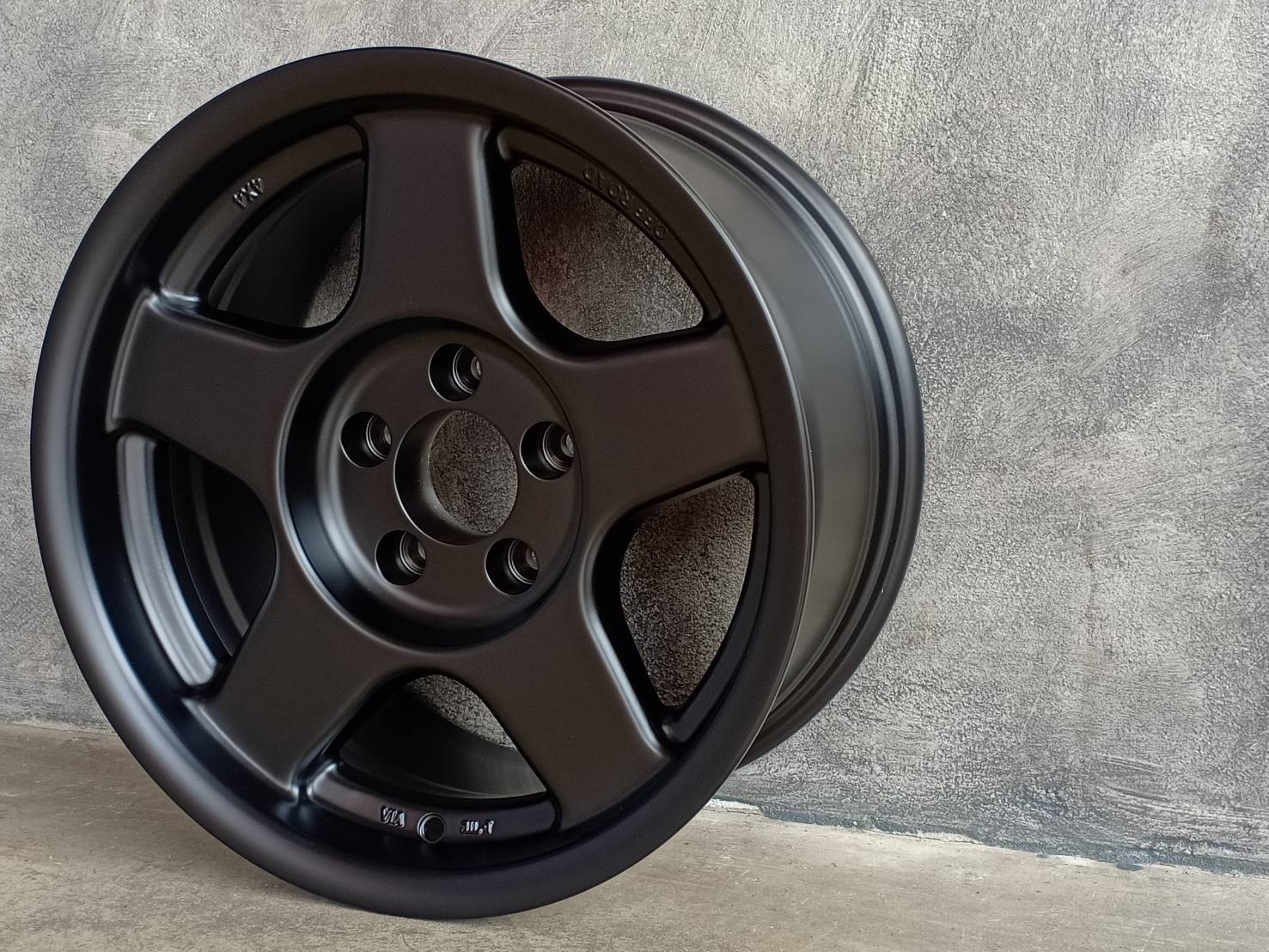 BREDLEY 16X8 5H114.3 ต้องการส่วนลดราคาพิเศษ กรุณาสอบถาม