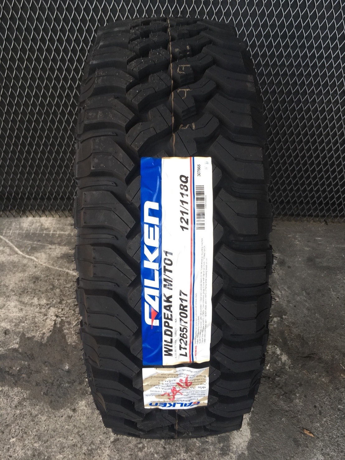 FALKEN MT01 265/70-17 ราคาพิเศษ