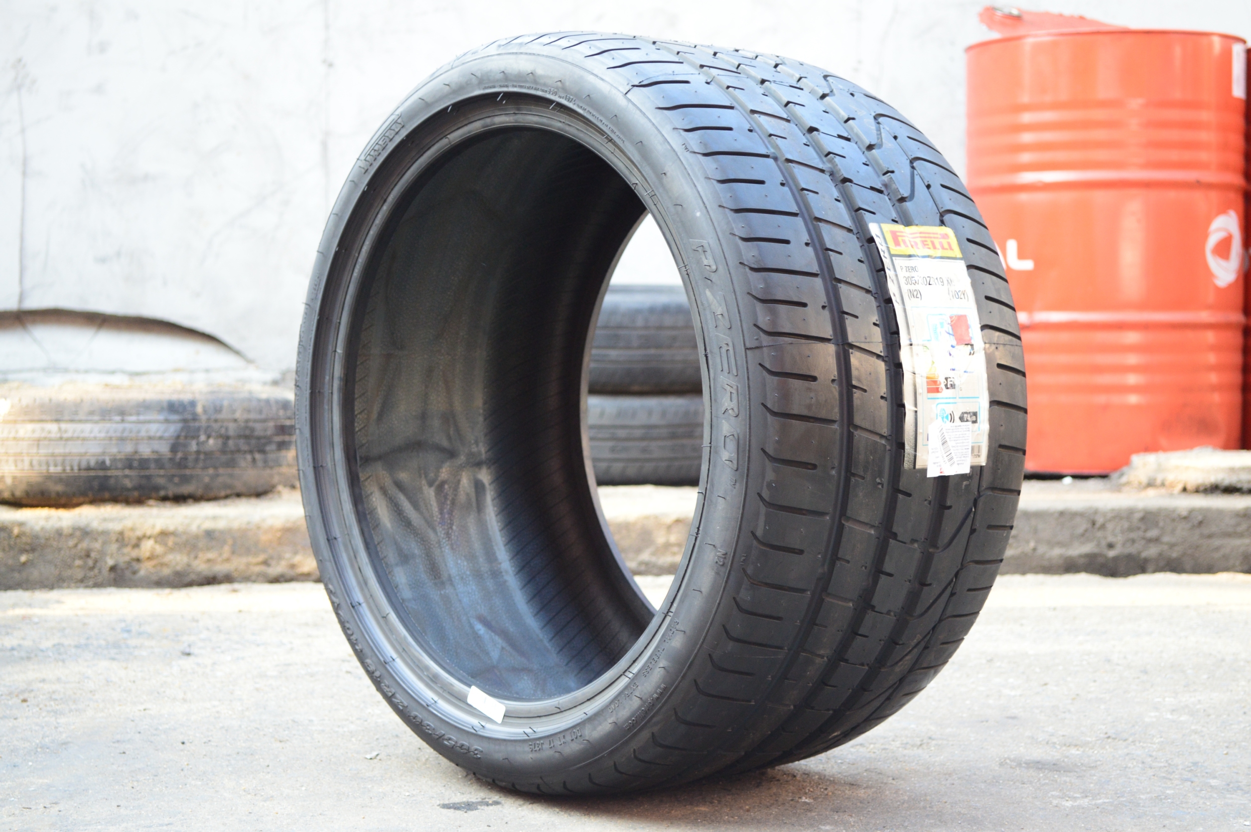 PIRELLI PZERO 305-30-19 เส้น 9800 ปกติ 19800 ราคาพิเศษ