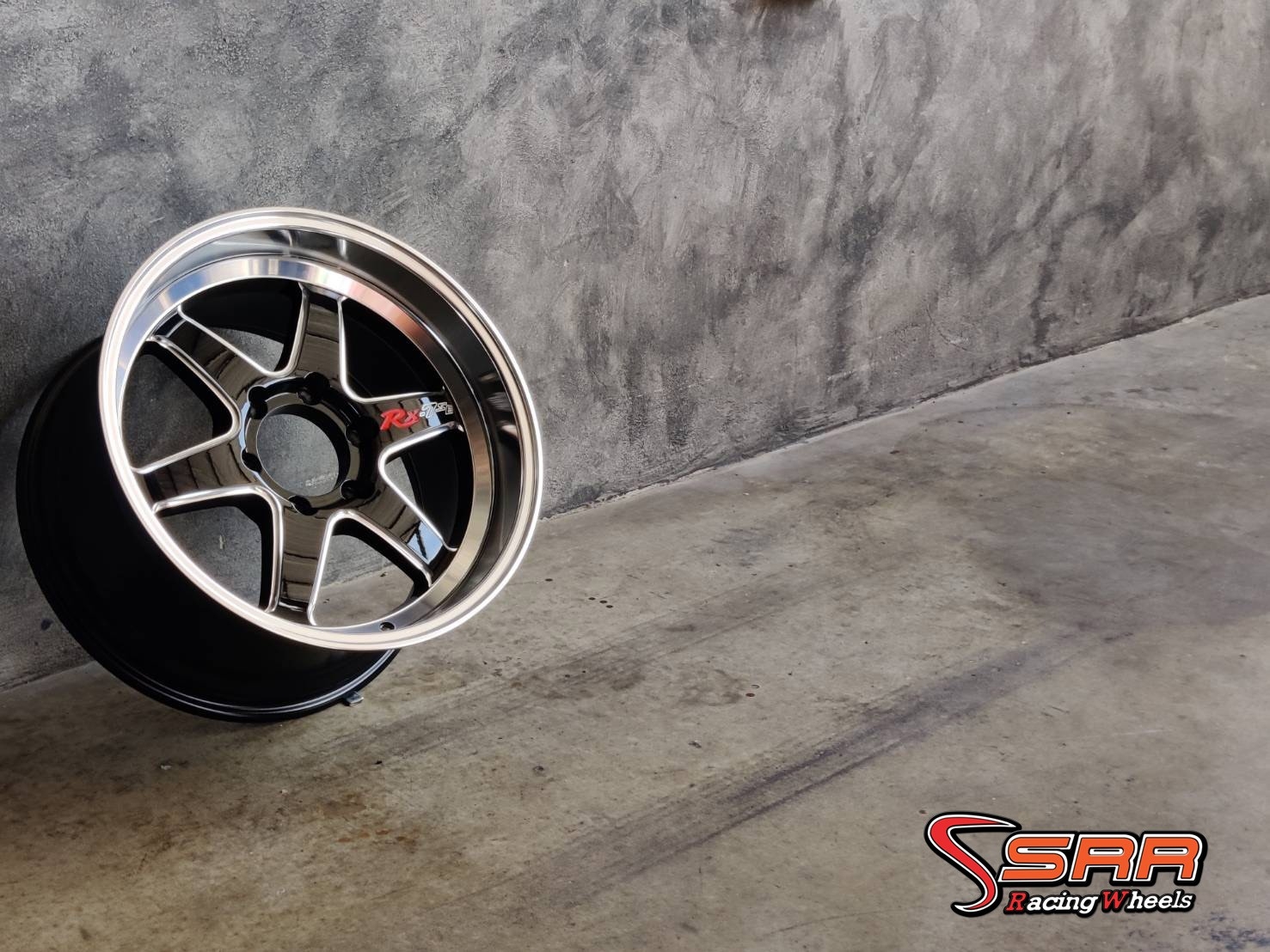 OASIS : RX7SE 18X9.5 6X139.7 22 GBLP+M+RX7SE (ดำขอบเงากลึงเงา)
