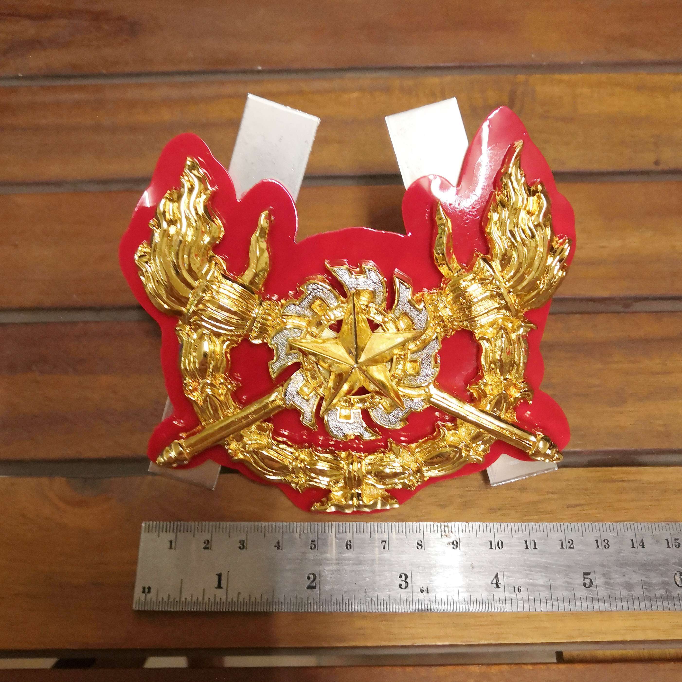 ตราติดหน้ารถ โรงเรียนเตรียมทหาร กว้าง 11 เซน สูง 8.5 เซน