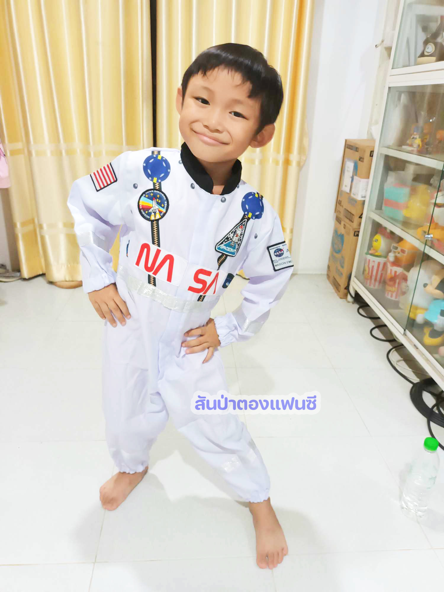 ชุดนักบินอวกาศเด็ก ชุดนาซ่าเด็ก ชุดวันวิทยาศาสตร์ ชุดอาชีพในฝัน