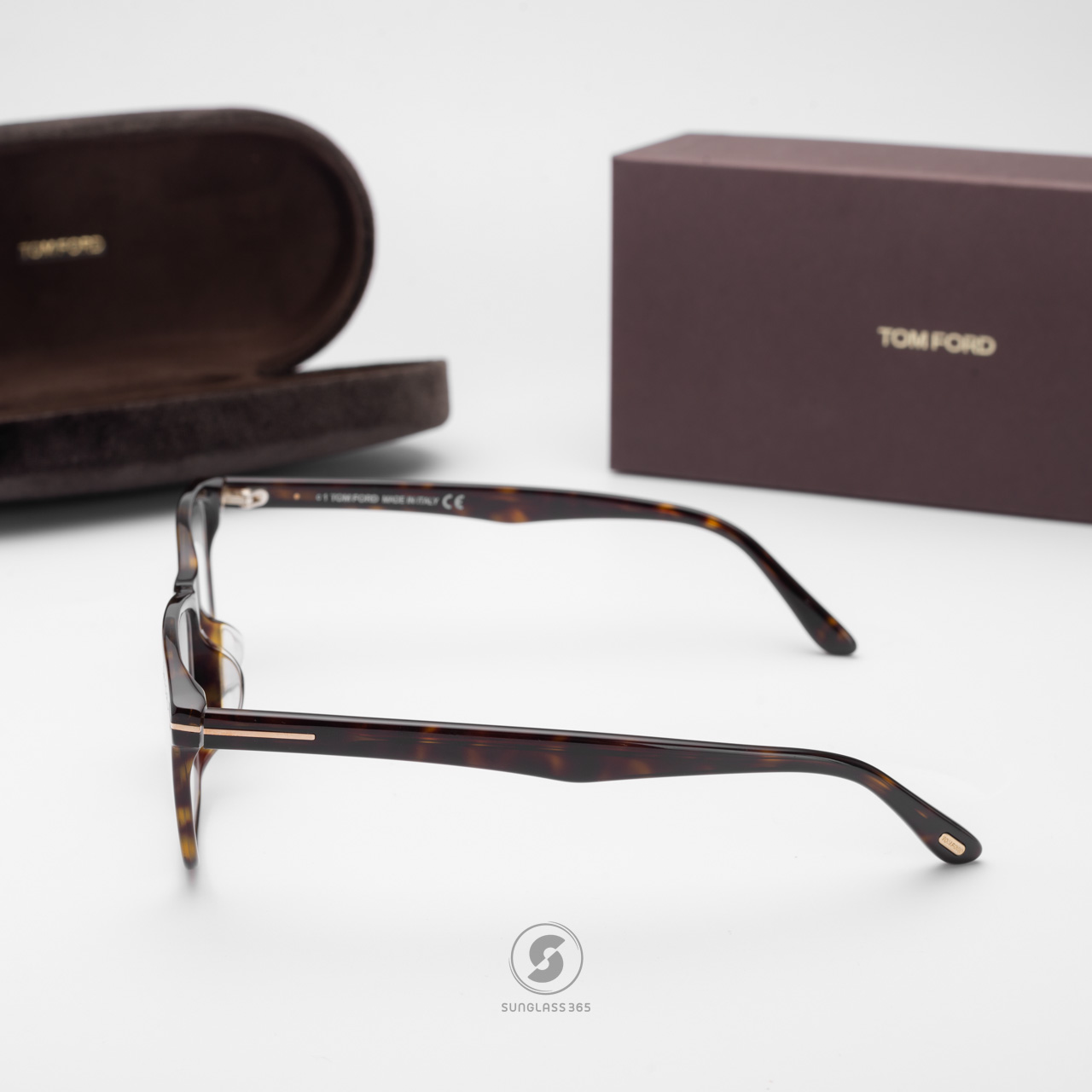 กรอบแว่น TOM FORD FT5752-F-B 052