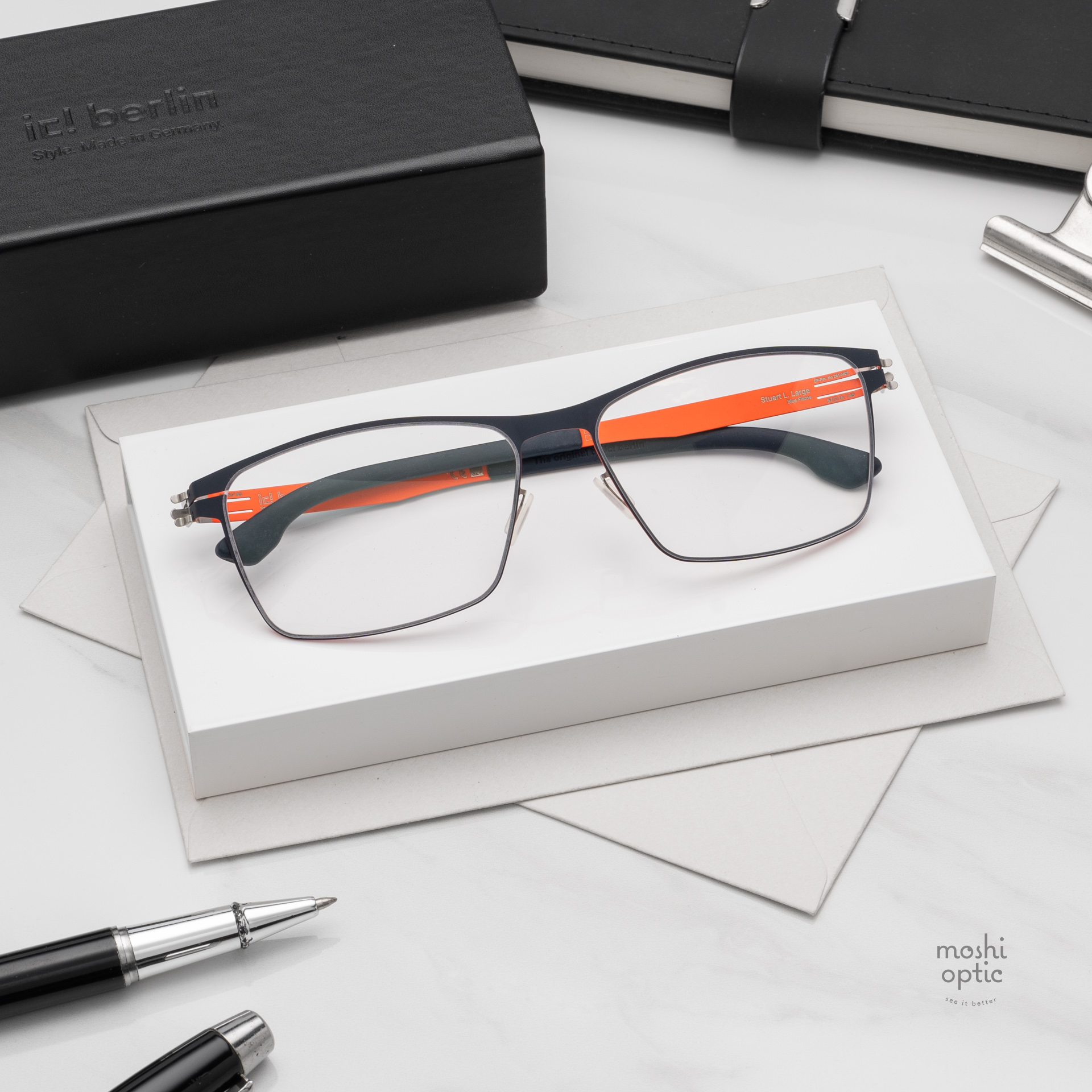 กรอบแว่น IC BERLIN Stuart L. Large Blue Frame