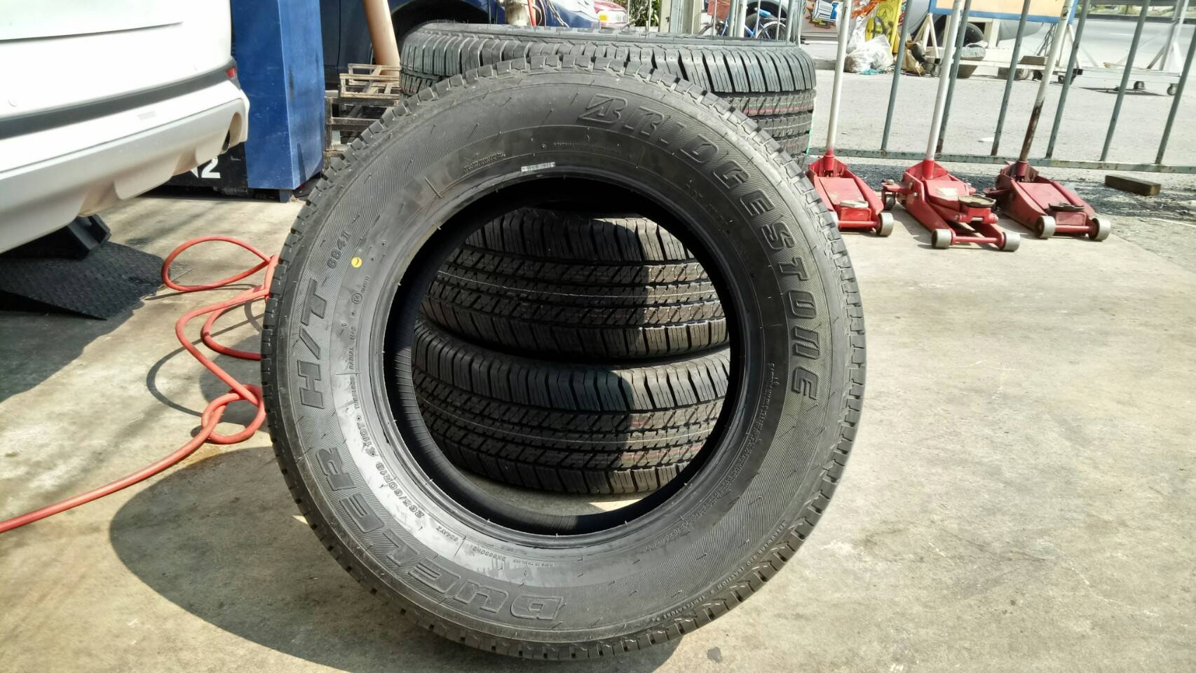 BRIDGESTONE DUELER H/T 684 II 265/60-18 ราคาลดสุด