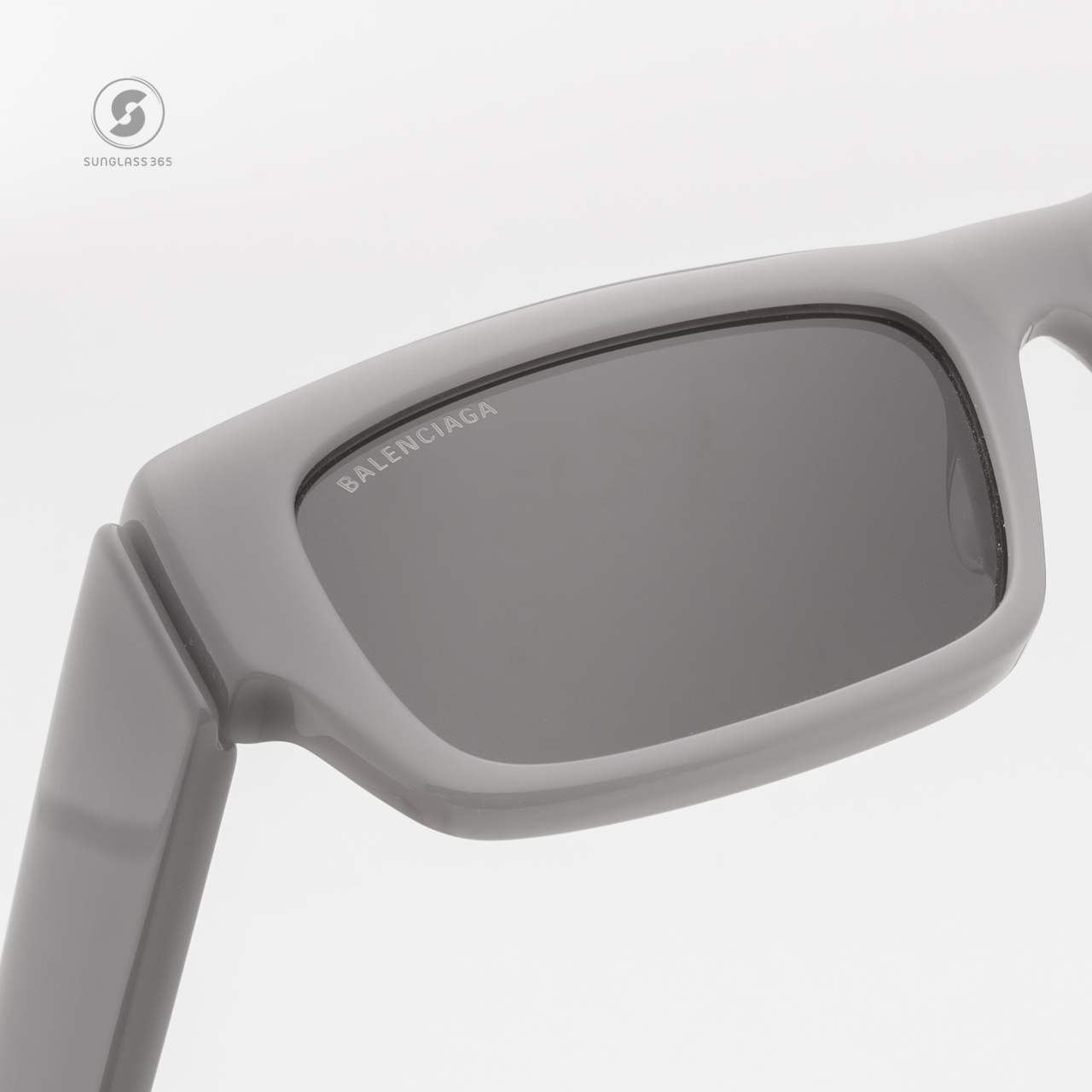 แว่นกันแดด Balenciaga BB0261SA 004