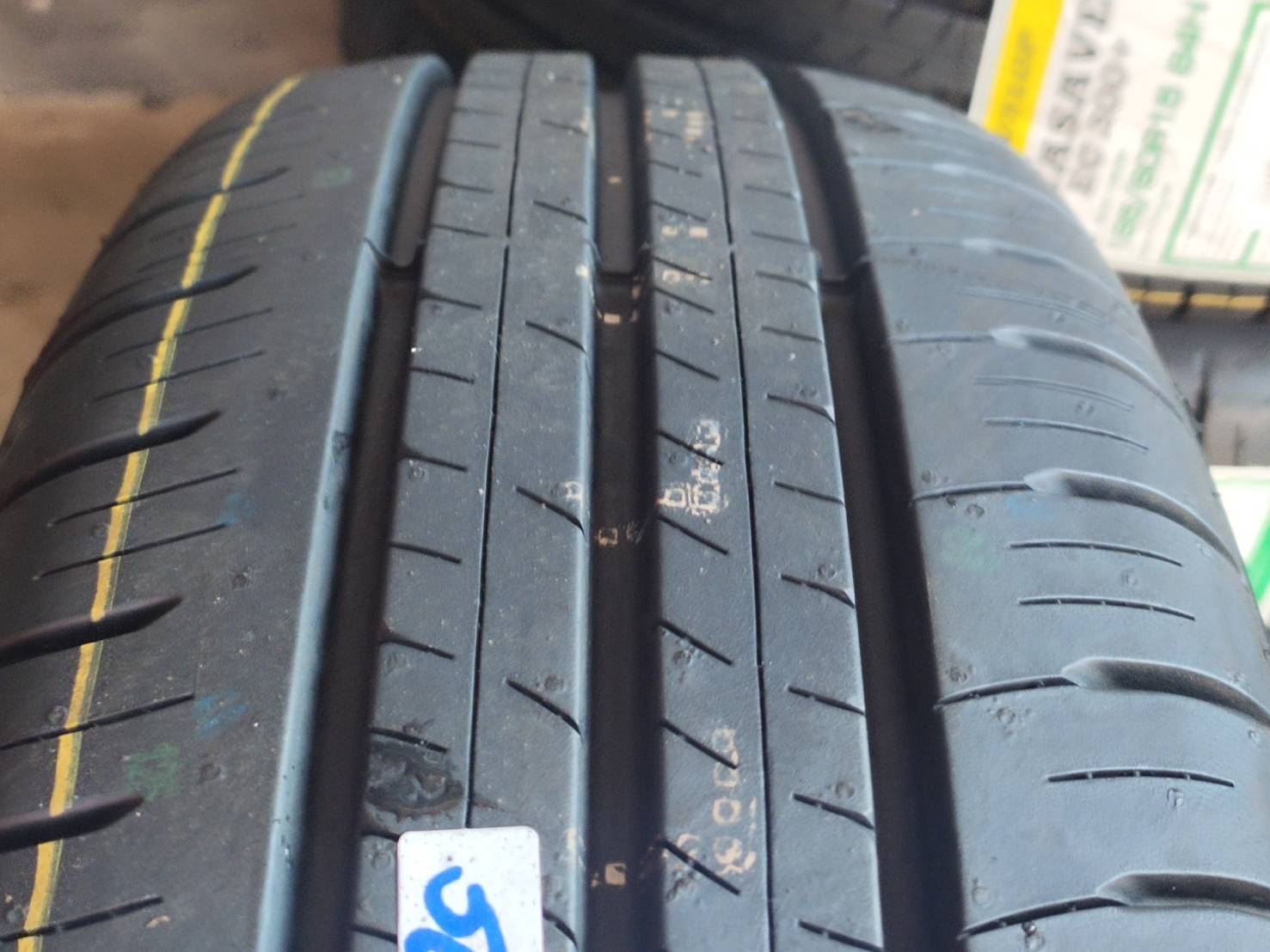 DUNLOP ENASAVE EC300 PLUS 185/60R15