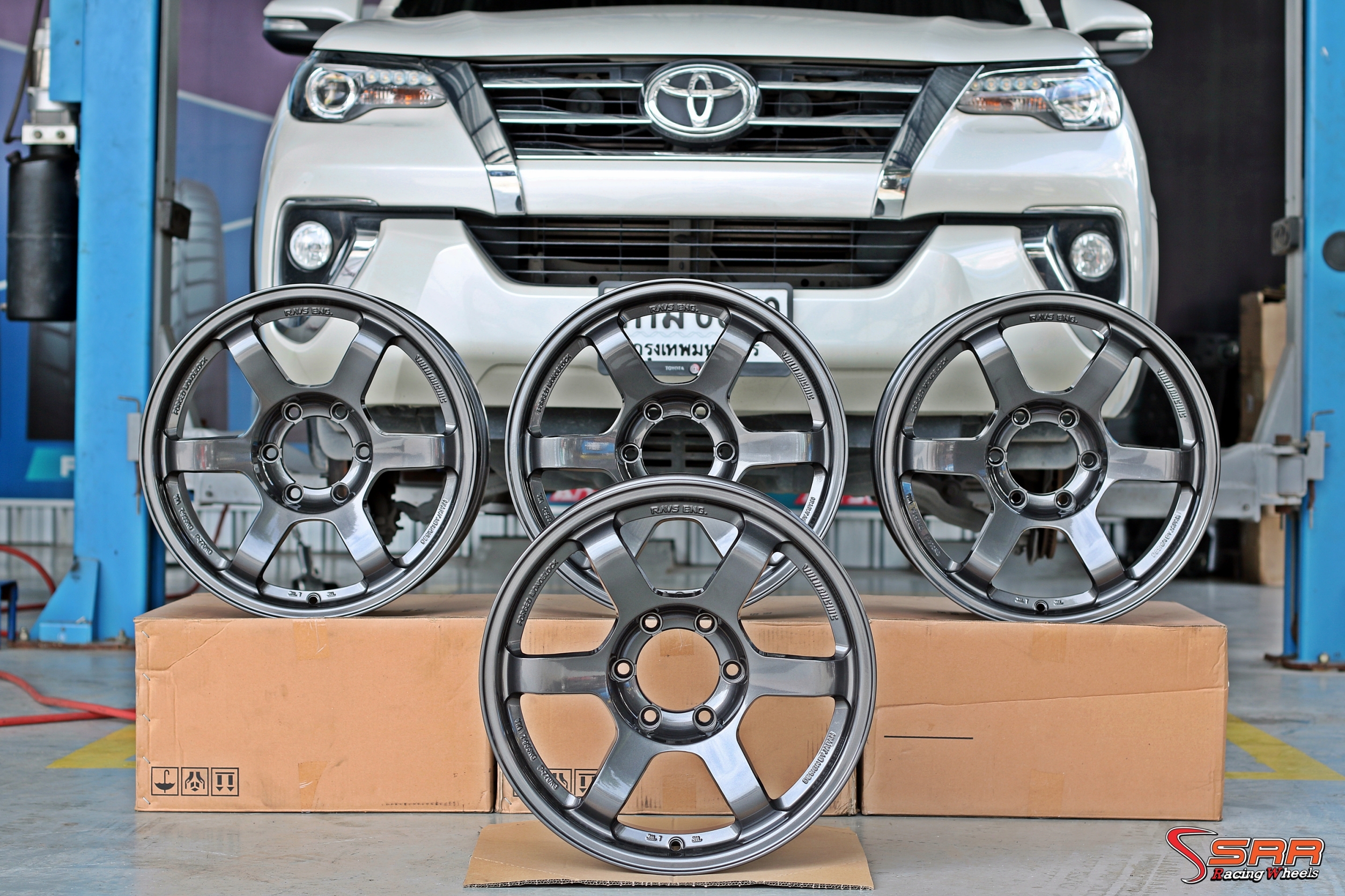 TE37SUV FLOWFORMING ขอบ18 ล้อโคตเบา ล้อใหม่ มาแรง !