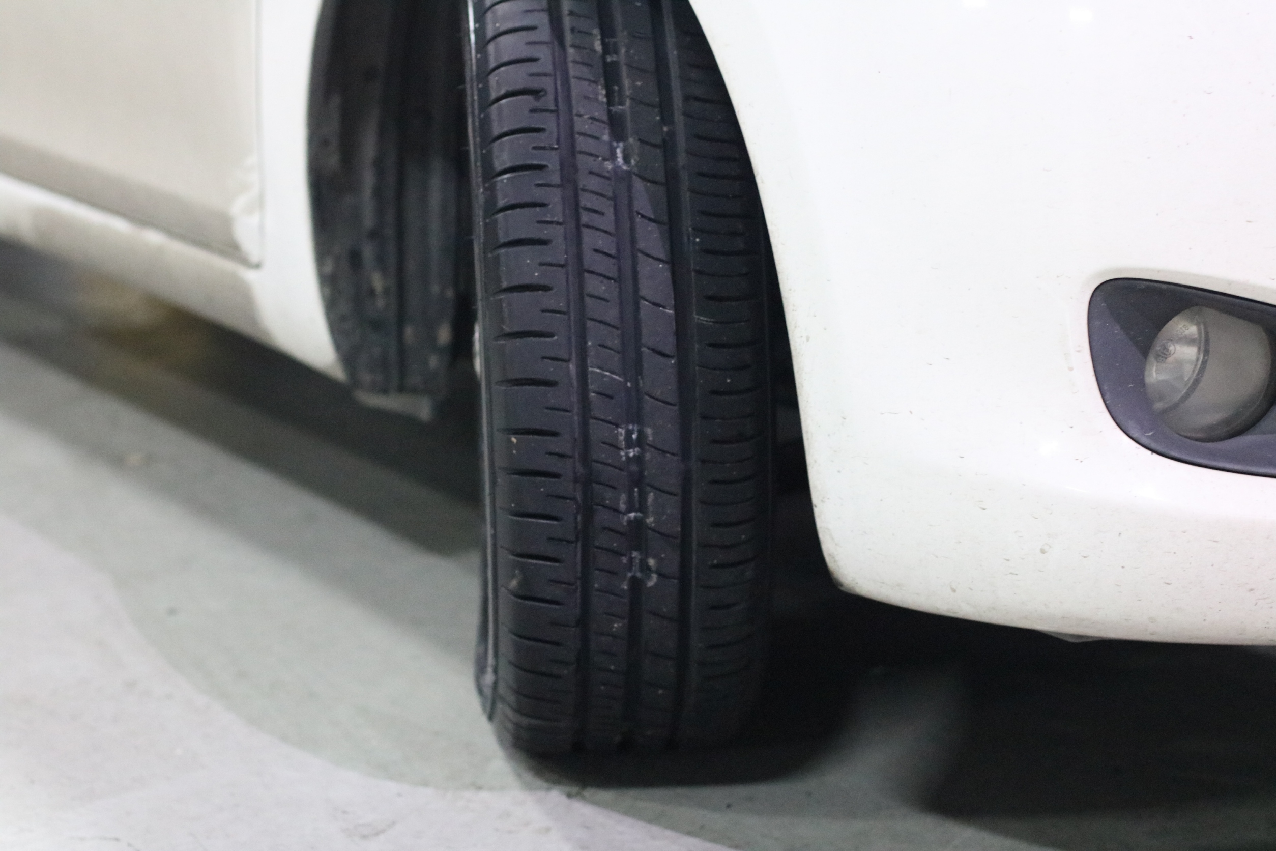 ยางใหม่ DUNLOP R1 185/60-15 ชุด 6,xxx เท่านั้น ปี19 ตรงรุ่น VIOS
