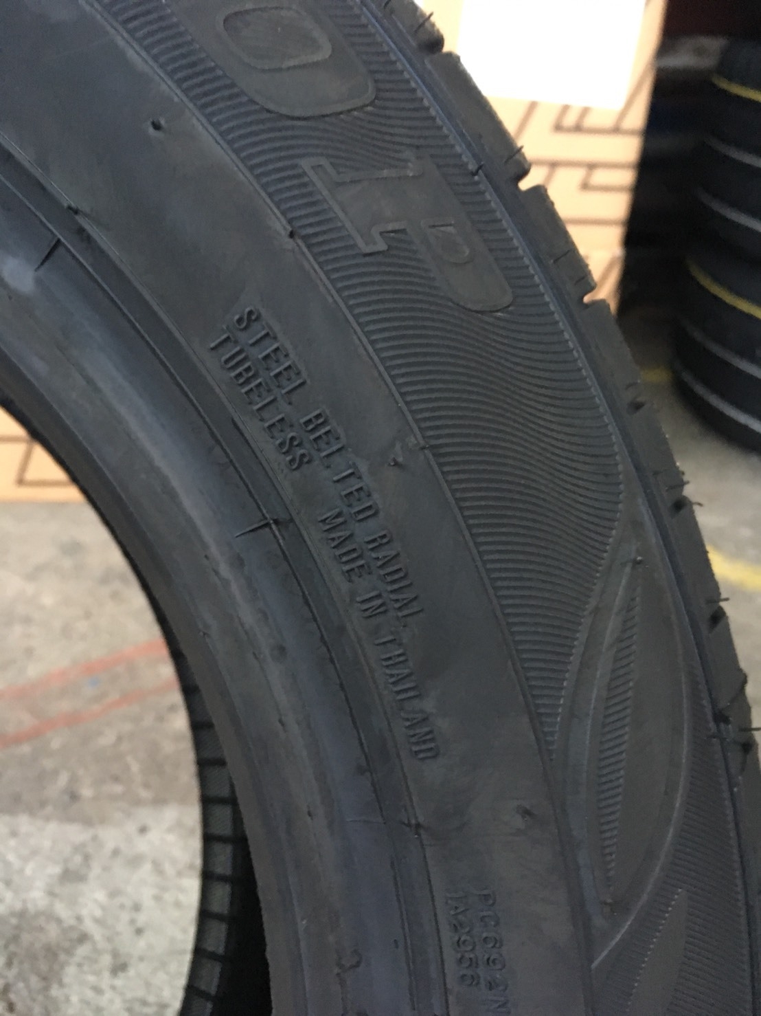 DUNLOP EC300 205/55R16 ราคาถูก ซื้อ2แถม2