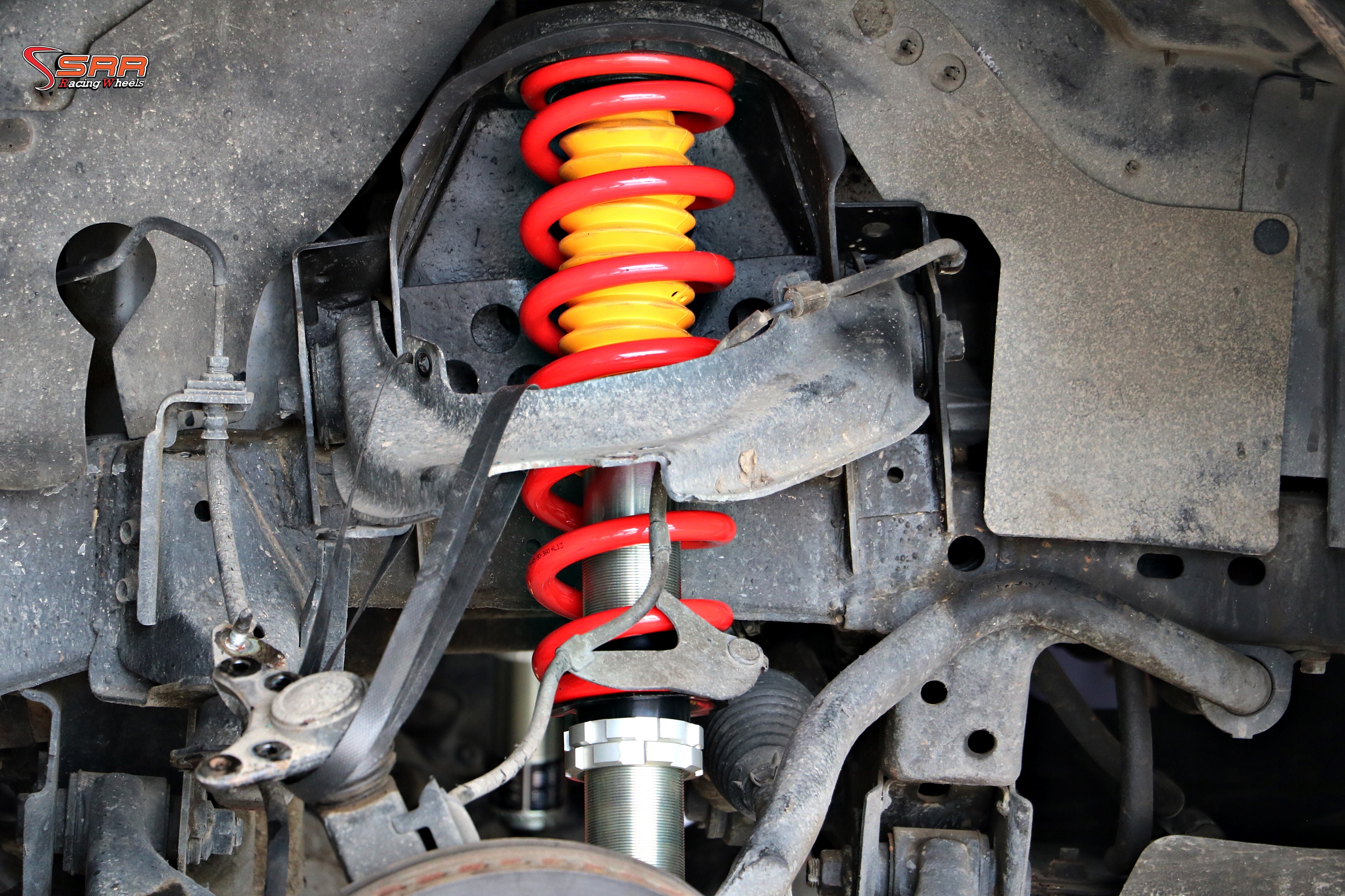 โช้ค Yss E series ผ่อน0% ได้ 6-10 เดือน ที่ทรัพย์รุ่งเรืองยางยนต์ สาขาสำนักงานใหญ่ ที่เดียว