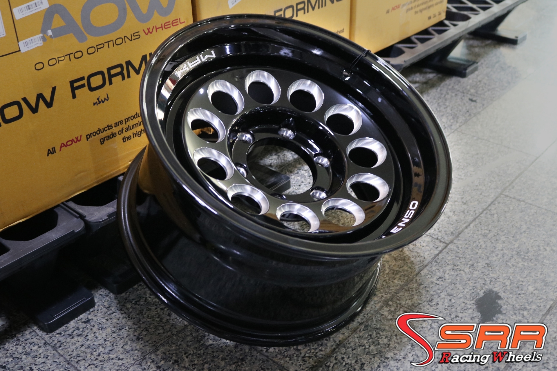 LENSO MAX-8 ขอบ16 ล้อแท้ กว้าง8.5 PCD6X139.7 offset+00