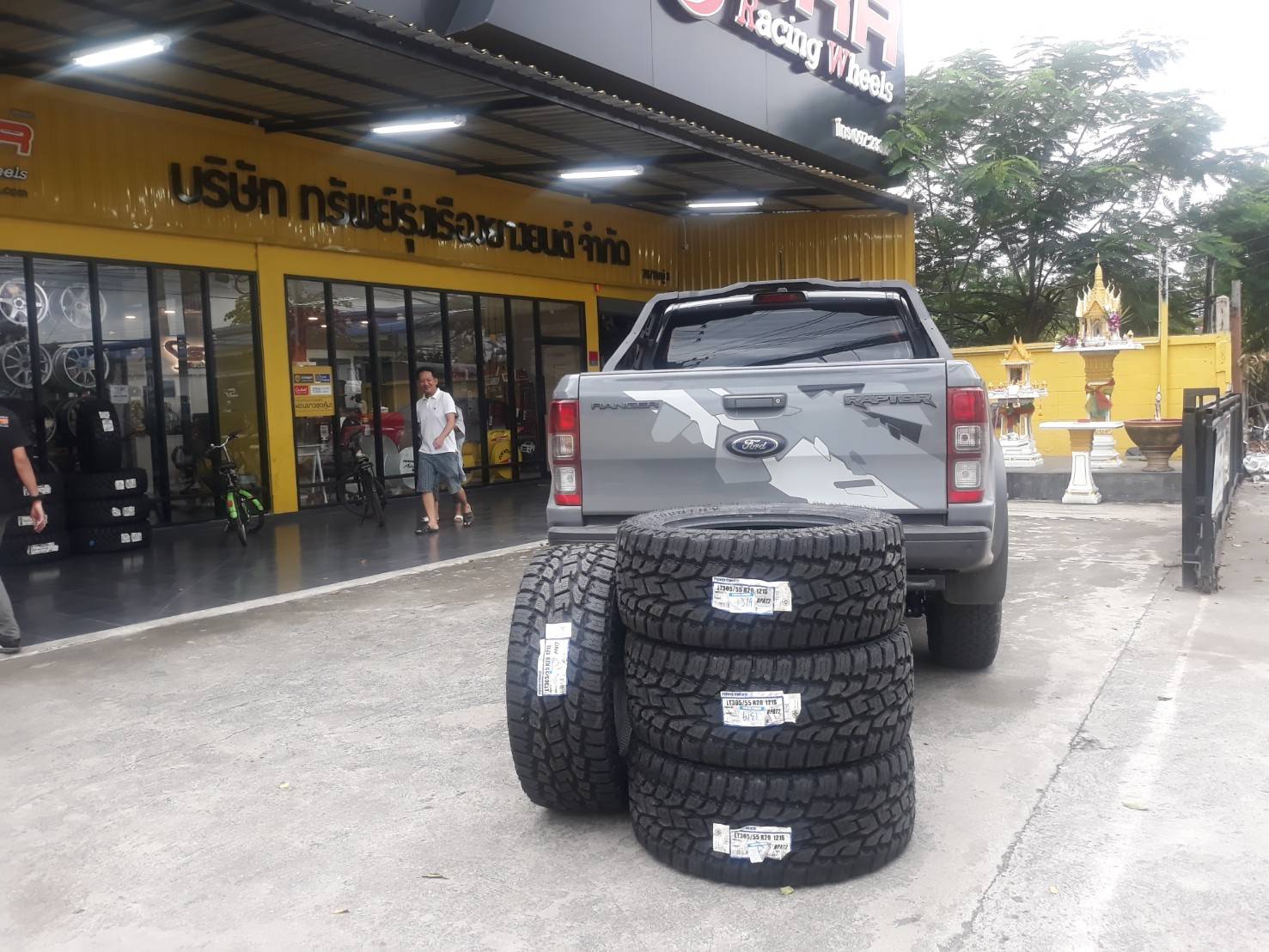 TOYO OPAT2 305/55-20 ยางญี่ปุ่น ปี19 ราคาถูก