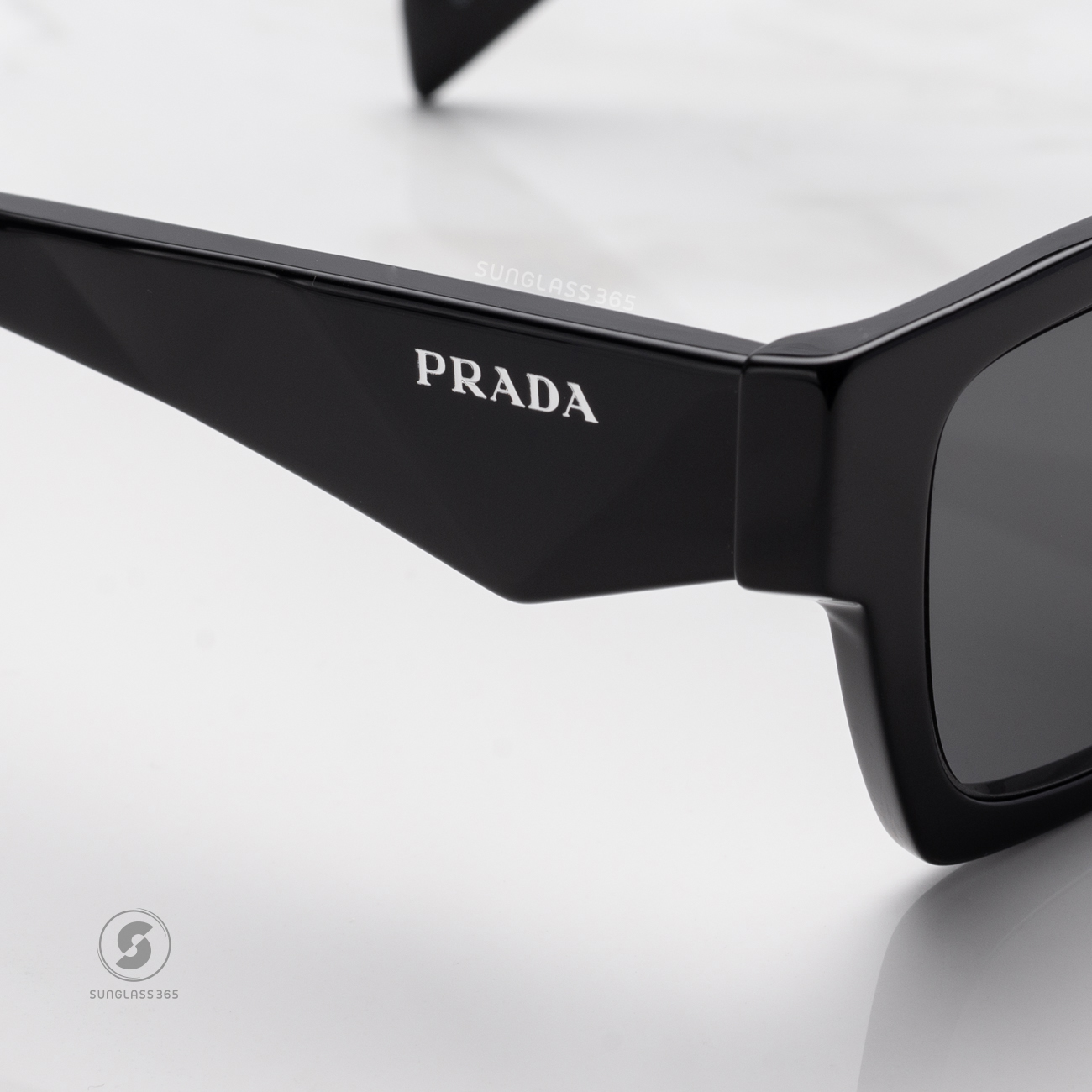 PRADA Symbole PRA06SF 16K08Z