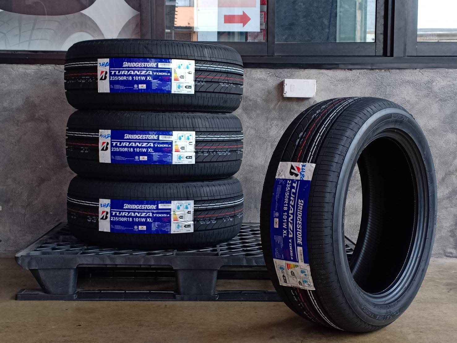 BRIDGESTONE 235/50R18 TURANZA T005A ราคาถูก