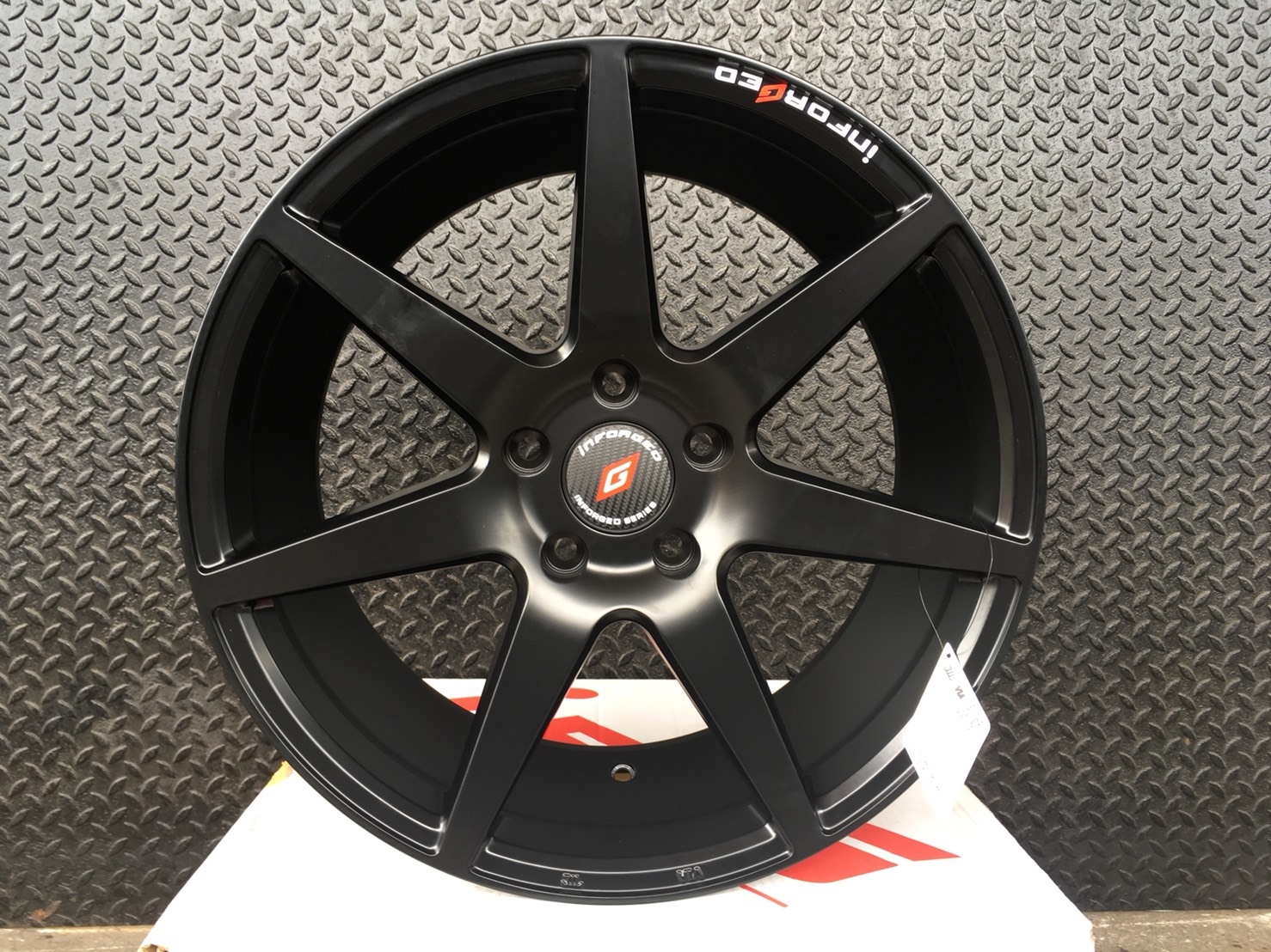 ล้อแม็กซ์ INFORGED IFG-13 ขอบ18นิ้ว วงละ 5,000.-