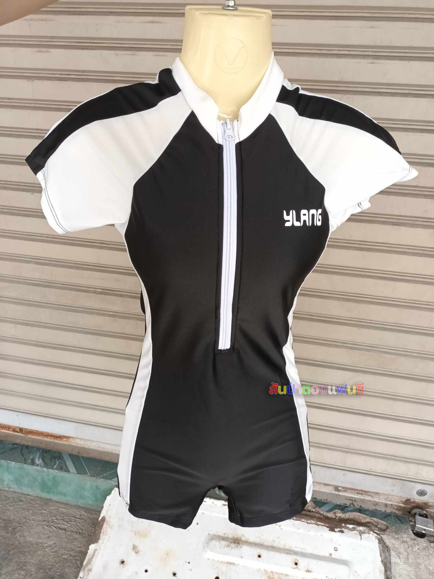 ชุดว่ายน้ำผู้หญิง ชุดว่ายน้ำวันพีชบอดี้สูท