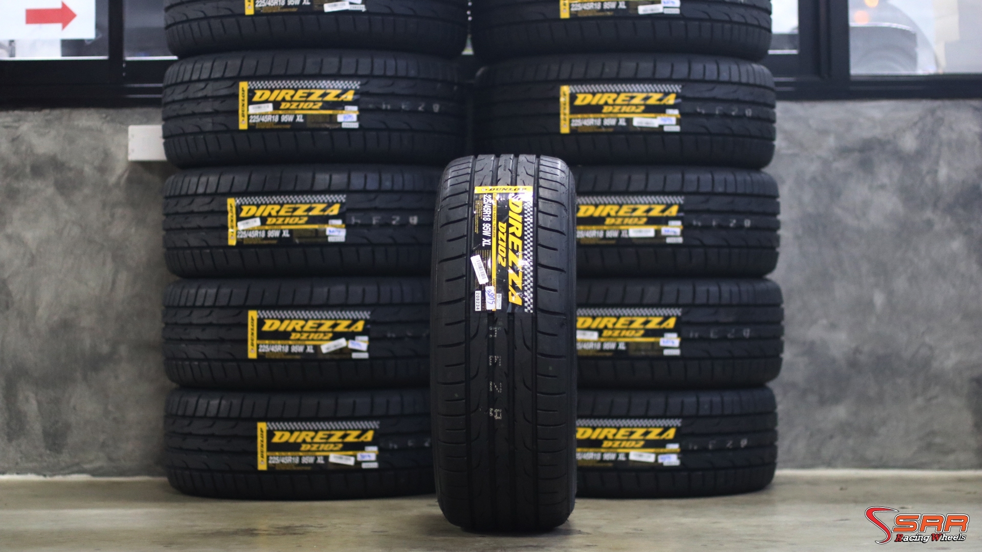 DUNLOP DZ102 225/45-18 ปี19 ราคาถูก