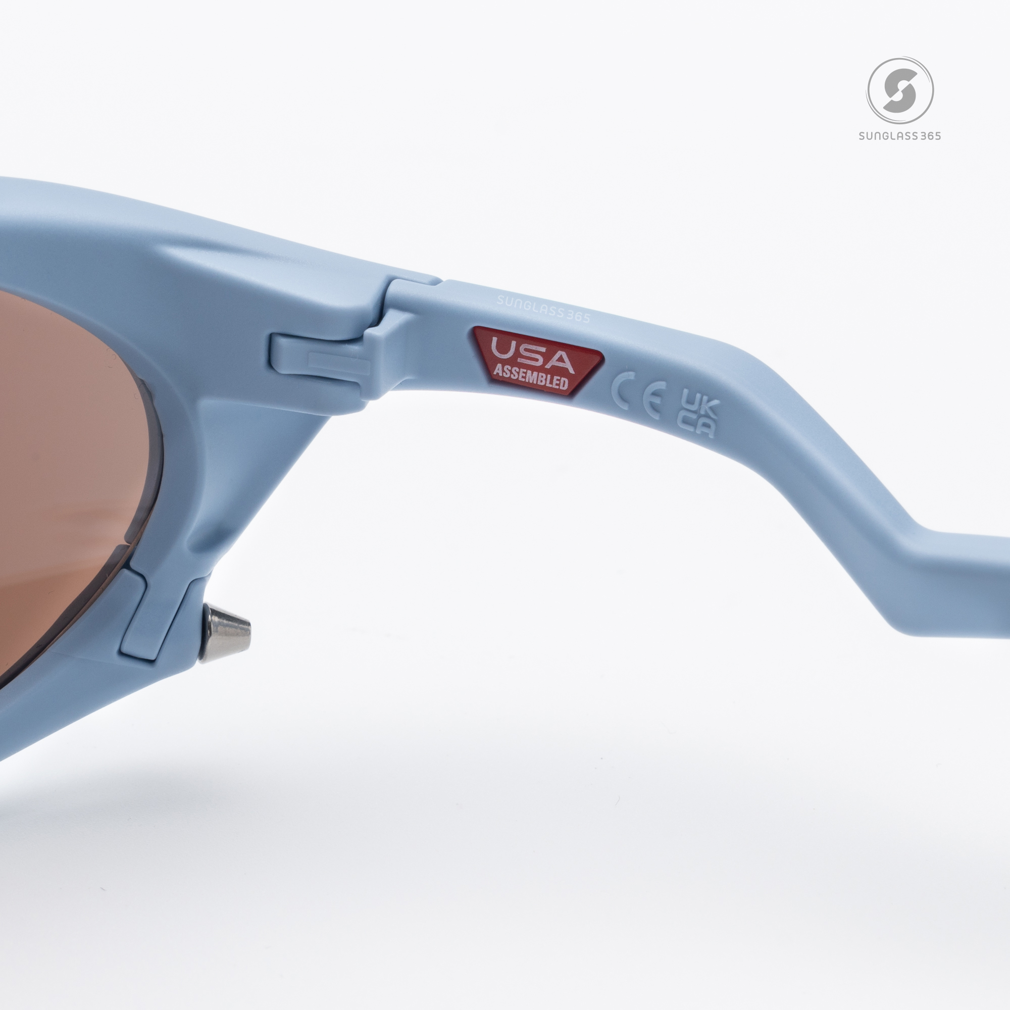 OAKLEY Plantaris OO9437-04 Matte Stonewash Prizm Deep Water Polarized