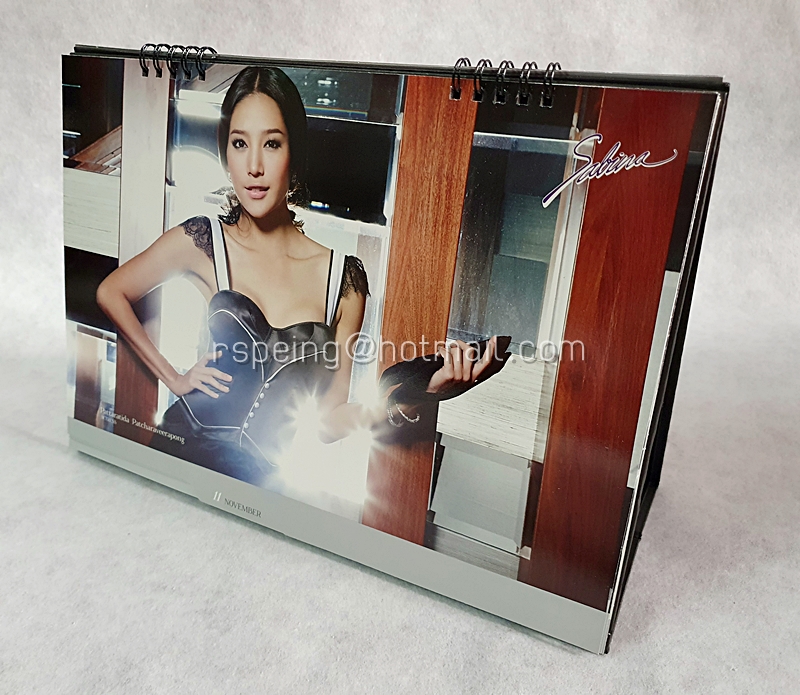 ปฏิทินตั้งโต๊ะ Sabina 2555 (2012) Gossip Bra