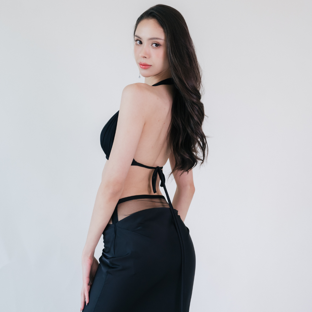 Lism S-066 The Curve Halter Top เสื้อครอปสุดหรู