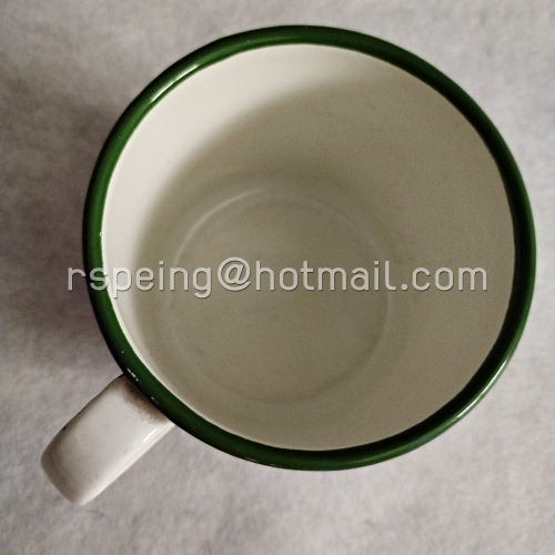 แก้วน้ำเคลือบวินเทจ (Enamel Mug) ลายสตรอว์เบอร์รี่และดอกไม้