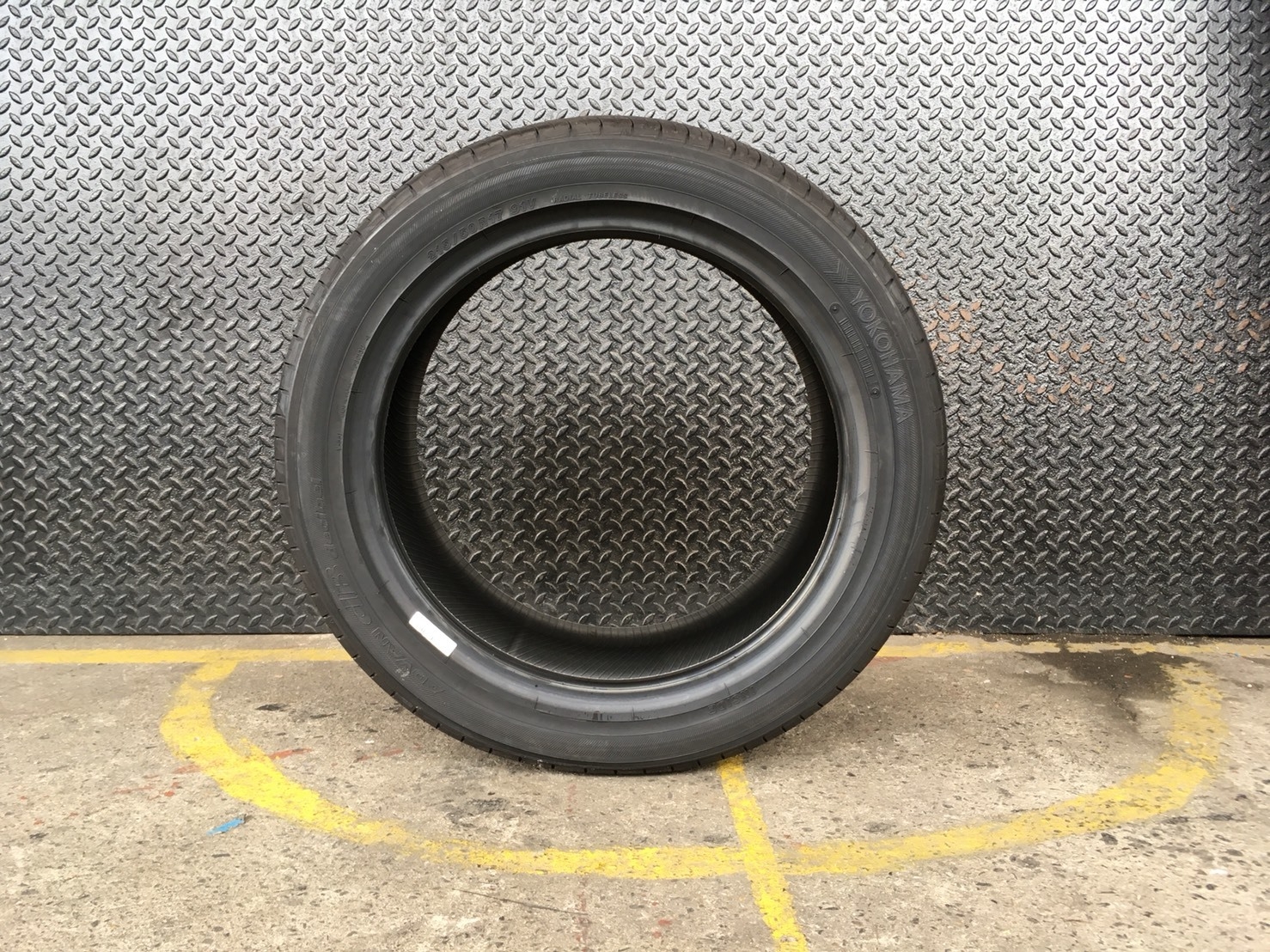 YOKOHAMA ADVAN dB decibel V551 215-50-17 เส้น 4500 ปกติ 6500 ปี18