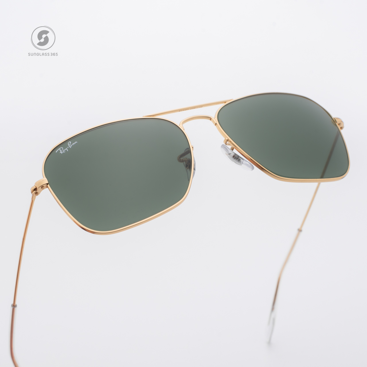 RayBan RB3136 001 Caravan Classic G-15