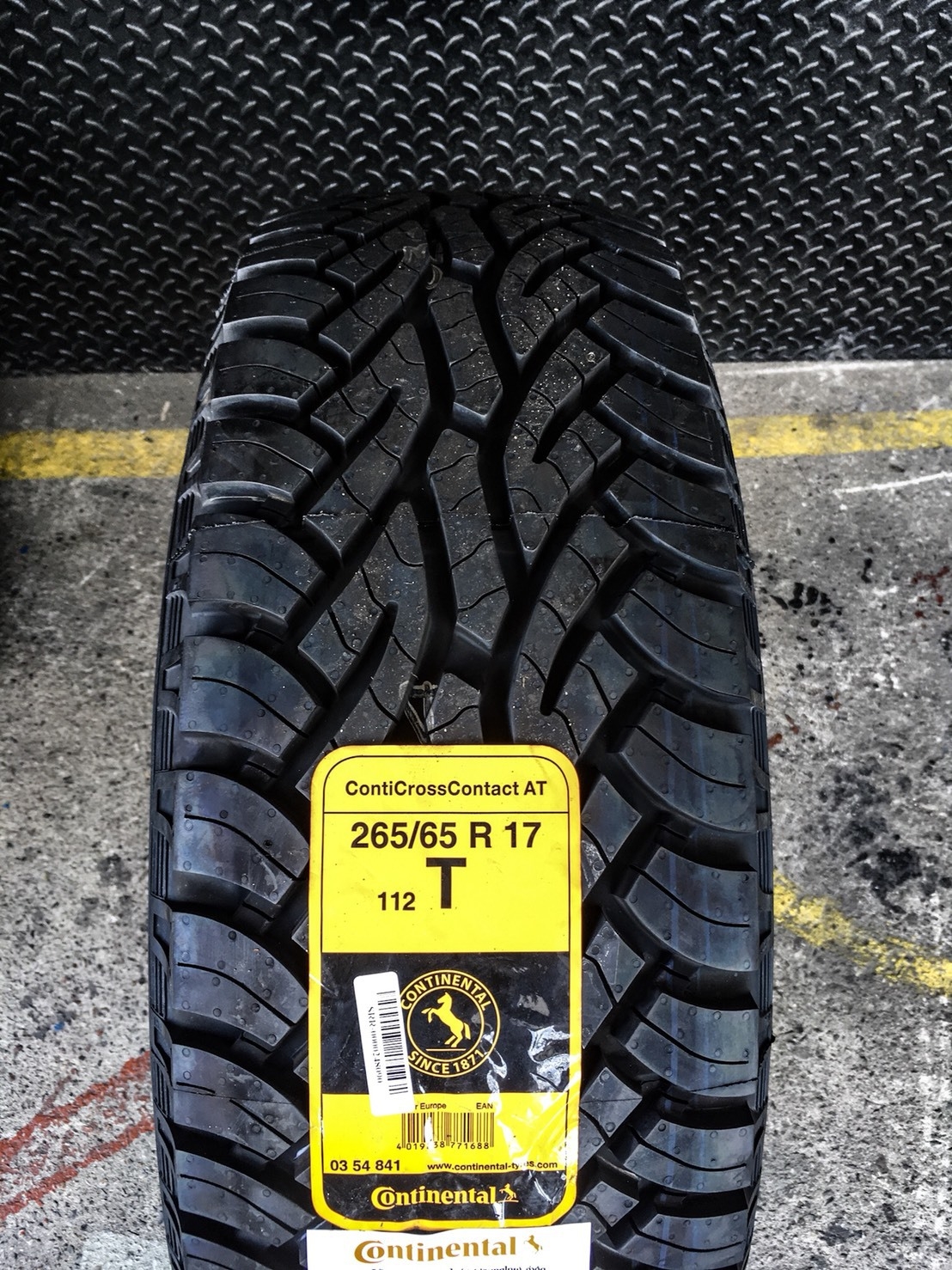 CONTINENTAL CROSS CONTACT AT 265-65-17 เส้น 3800 ปกติ 6000