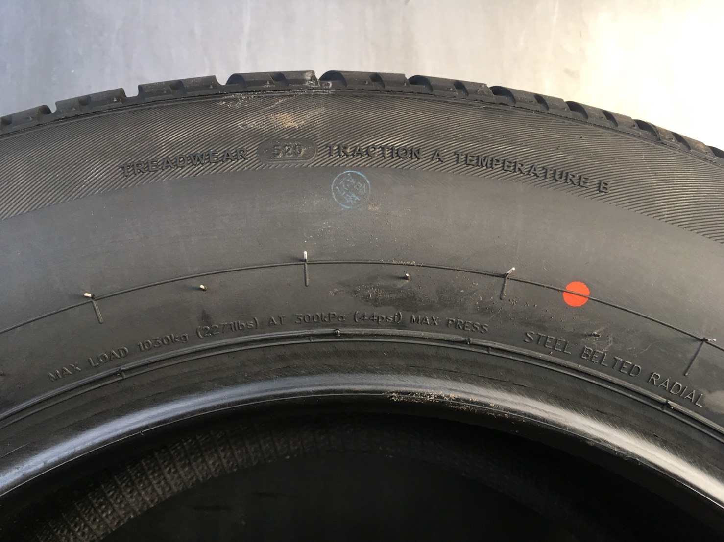 GT SAVERO HT2 265/60-18 เส้น 2900 ปี18 ปกติ 3500