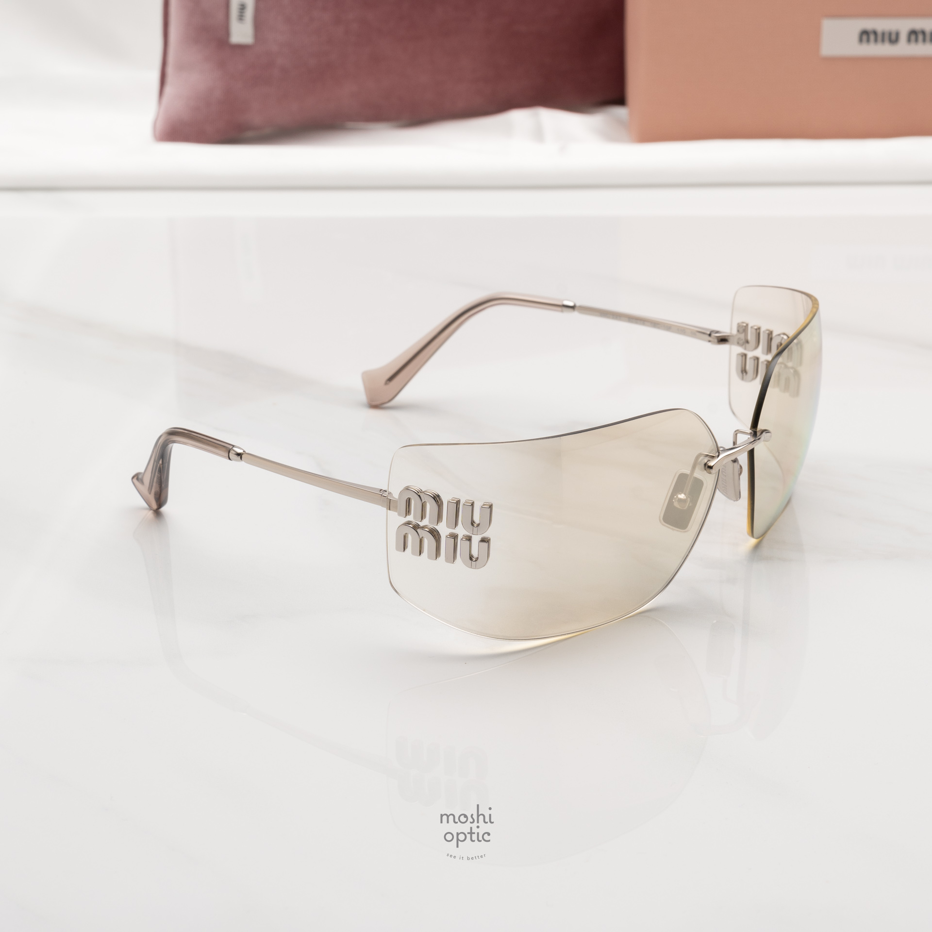 แว่นกันแดด Miu Miu MU54YS 1BC10F