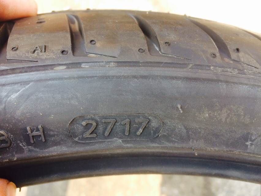 HANKOOK V12 EVO2 225/35-19 ราคาพิเศษ