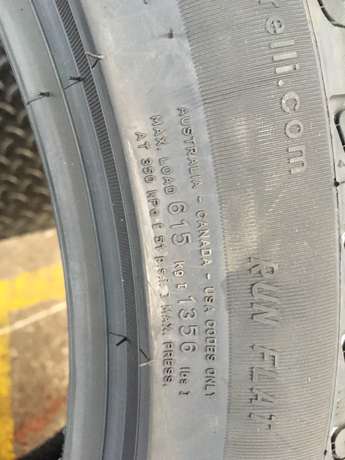 PIRELLI CINTURATO P7 RUNFLAT 225-45-18 ยางใหม่ ราคาพิเศษ