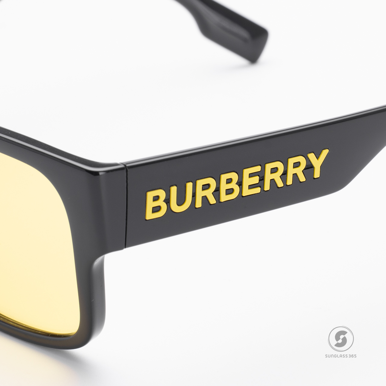 BURBERRY KNIGHT BE4358 300185 Black Yellow