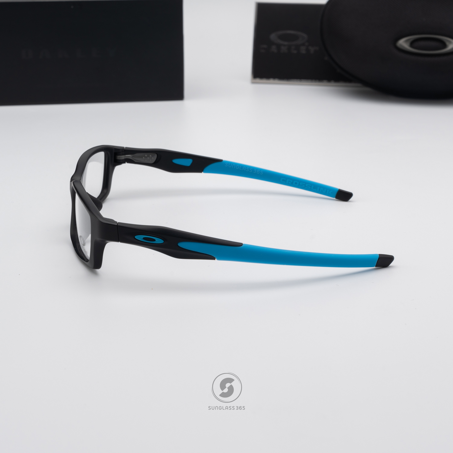 Oakley Crosslink OX8118-01 Satin Black