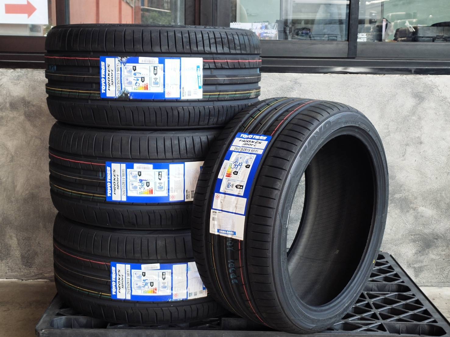 TOYO PROXES SPORT 265/35ZR19