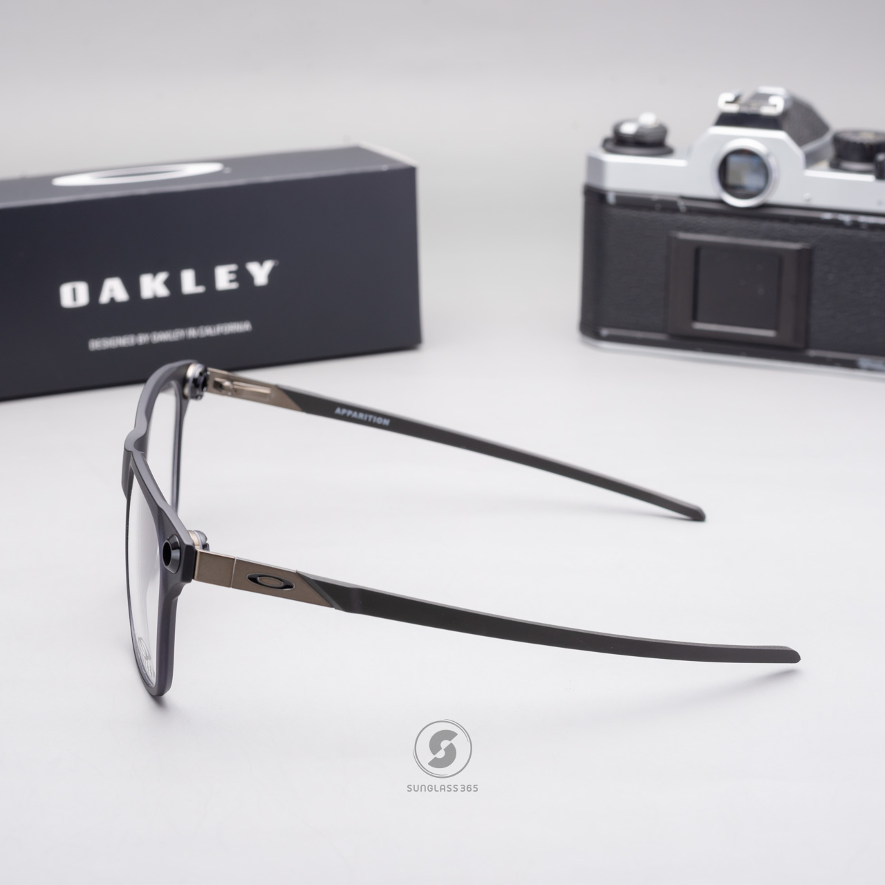 Oakley Apparition OX8152-02 Satin Grey Smoke