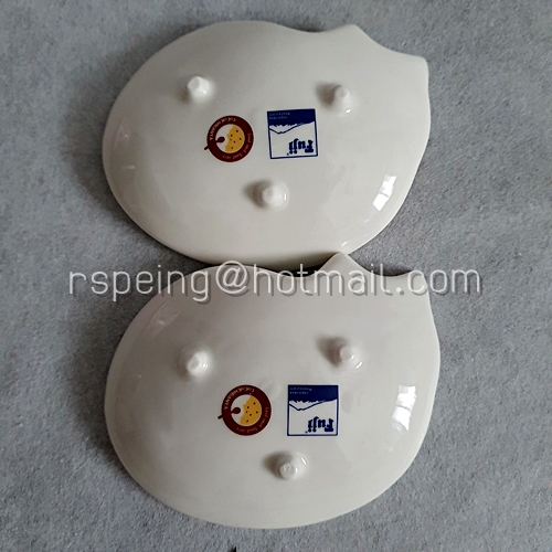 ถ้วยน้ำจิ้มเซรามิกรูปแมว Fuji Happy New Year 2017 2 ใบ