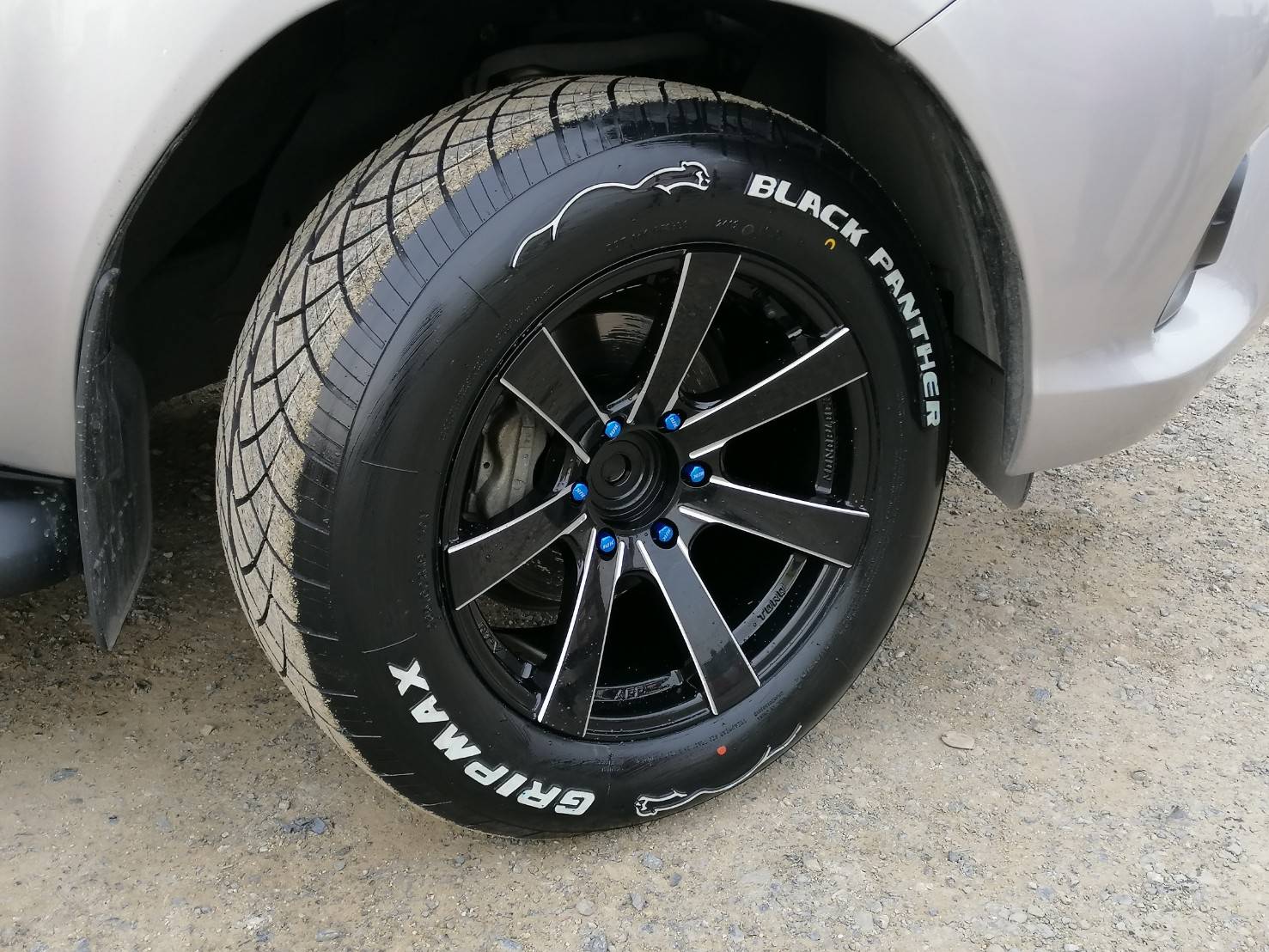 ล้อ RTV ขอบ18 พร้อมยาง ใส่ REVO ราคาพิเศษ