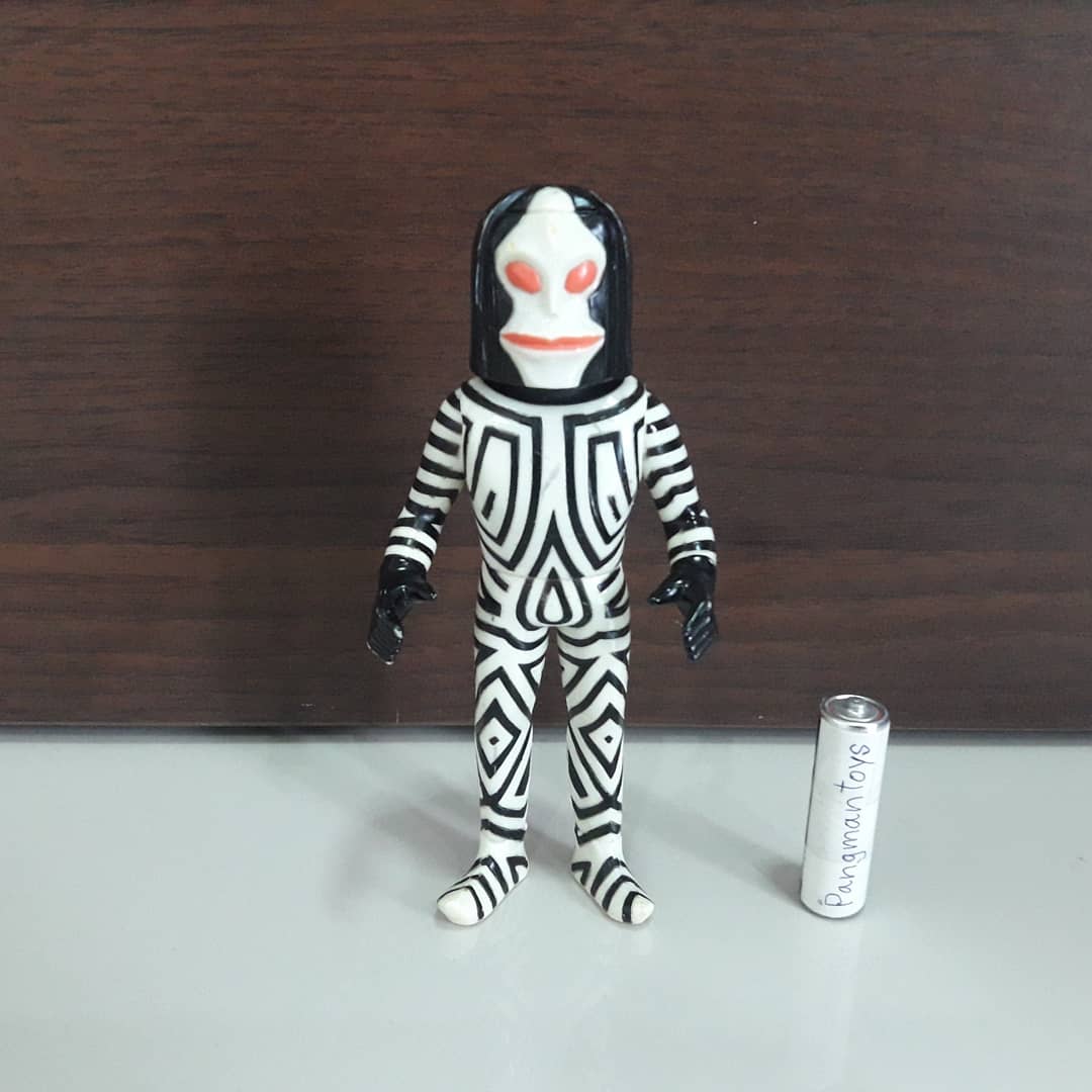 โมเดลดาด้าสัตว์ประหลาดอุลตร้าแมน งานแท้Made in Japan Bandai1992