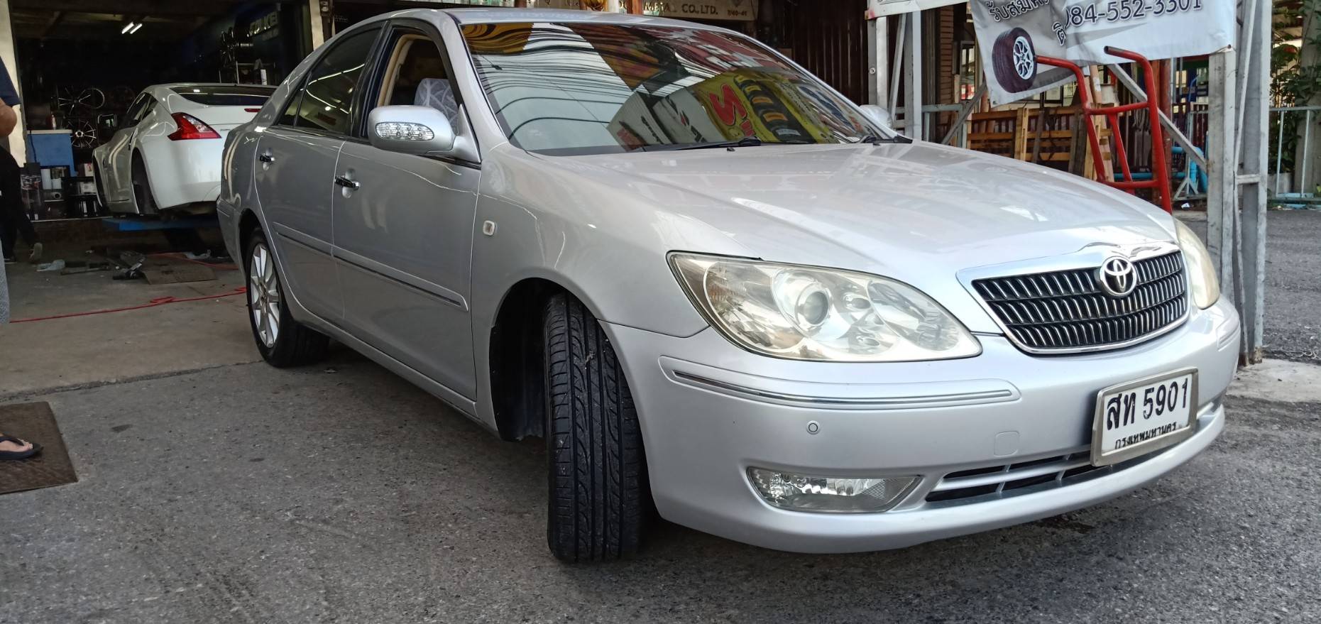 DUNLOP LM704 215-55-17 ซื้อ2แถม2 ใส่ CAMRY