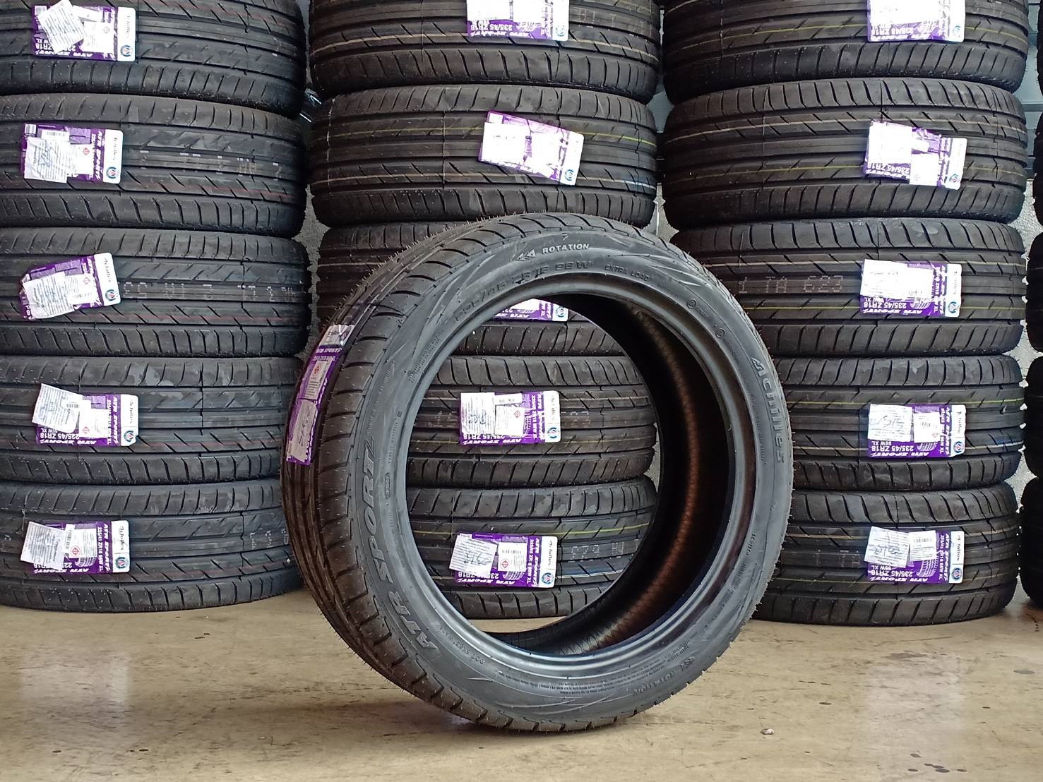 ACHILLES ATR Z 235/45-18 ปี19 มาใหม่ ราคาถูกกว่าเดิม