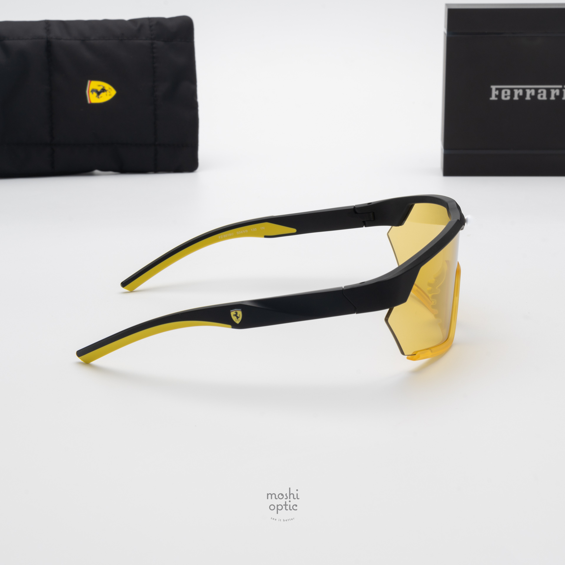 แว่นกันแดด Scuderia Ferrari FZ6018U 504/V9