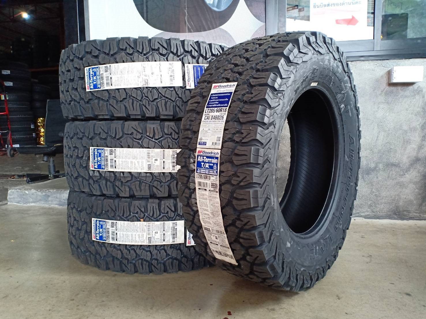 ยางปี19 มาใหม่ BF GOODRICH KO2 285/60-18 ปี19 ราคาใหม่