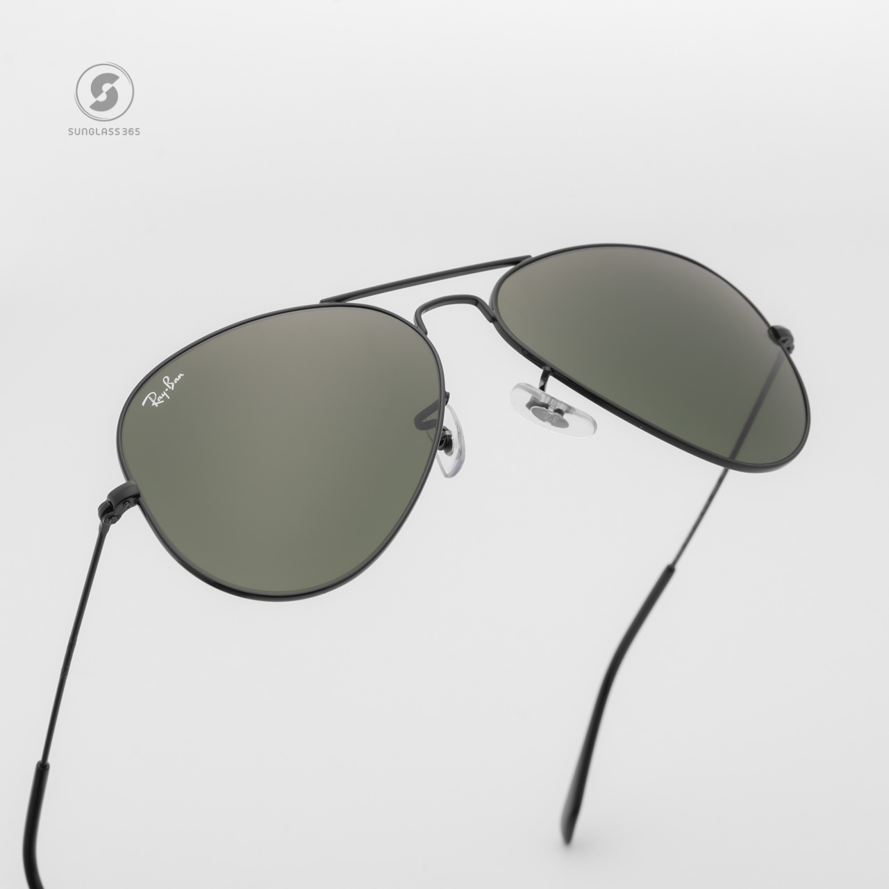 Ray Ban RB3025 L2823 Aviator Black Frame G-15 Lenses