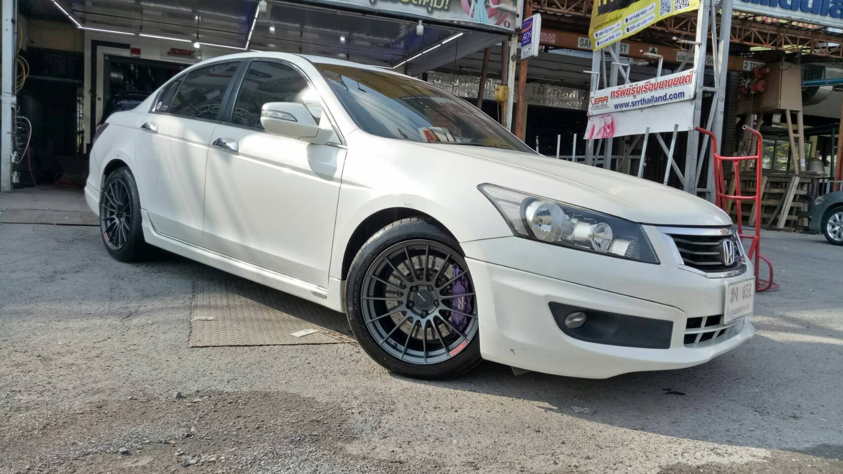 ล้อแท้ ENKEI RS05RR ขอบ18