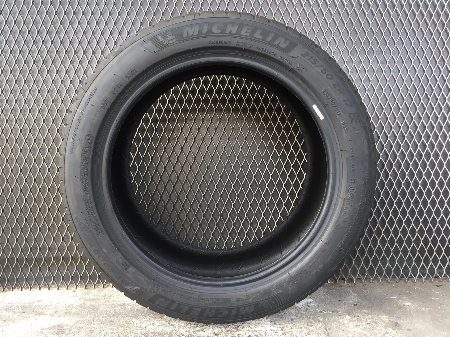 ยางใหม่ MICHELIN PILOT SPORT4S 215/50-17 ปี19 ราคาถูก