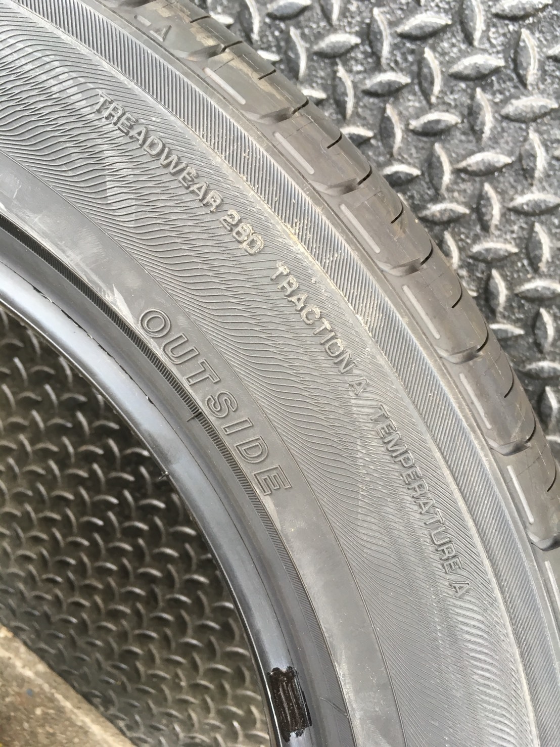 YOKOHAMA ADVAN dB decibel V551 215-55-17 เส้น 4500 ปกติ 6500 ปี18